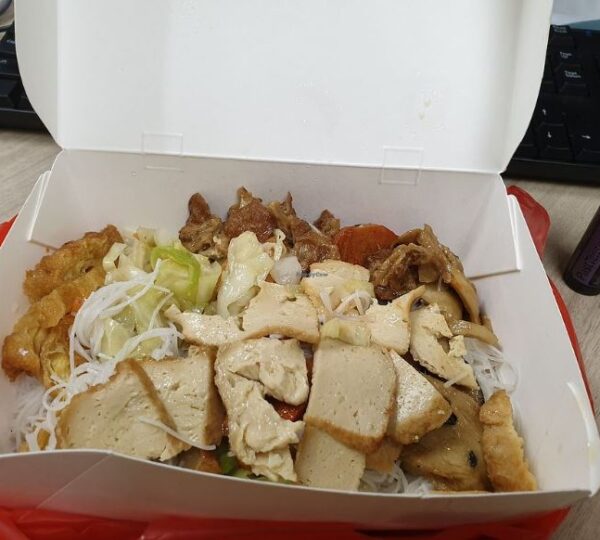 Ruyi Yuan 如意园素食 - NUS Science Canteen
